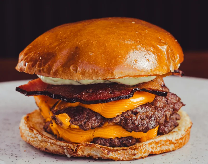 Air Fryer Beef Burgers