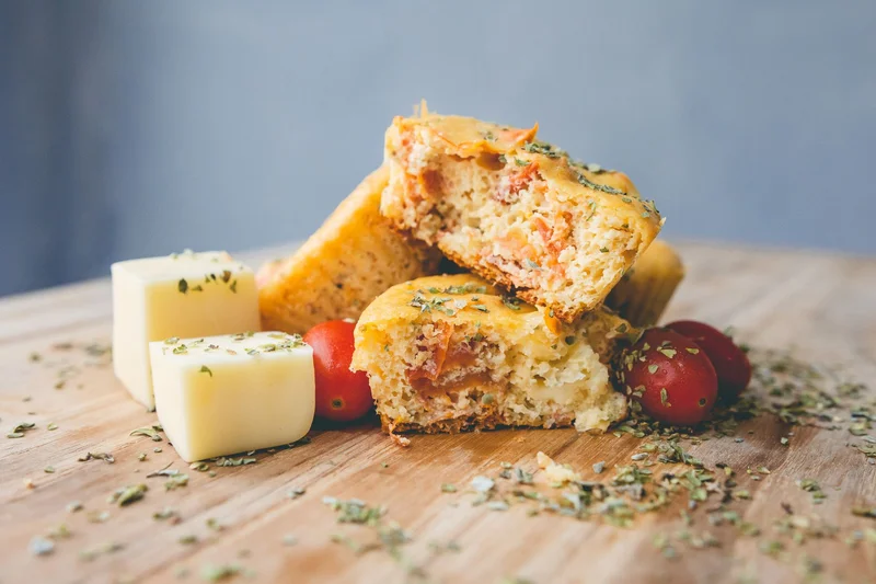 Air Fryer Cheesy Egg Muffins