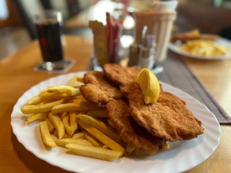 Șnițel de porc la air fryer