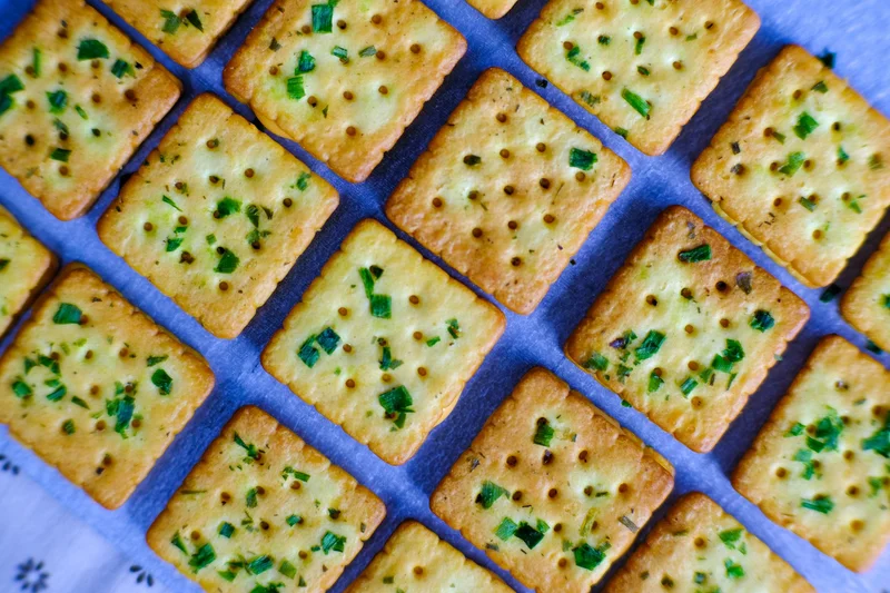 Savory Herb Garlic Crackers